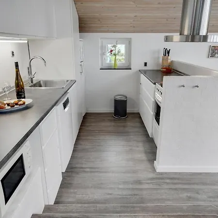 Amazing In With Kitchen Semesterbostad *