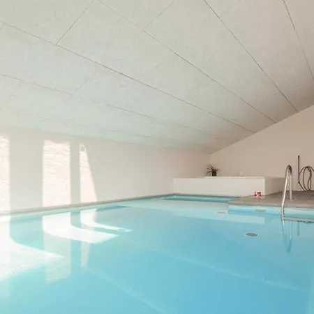 Amazing In With Kitchen Holiday home