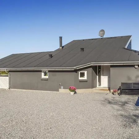 Amazing In With Kitchen