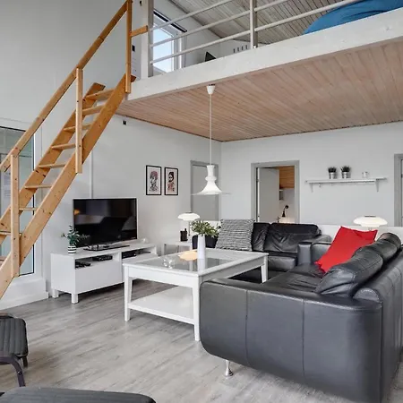 Amazing In With Kitchen Holiday home *